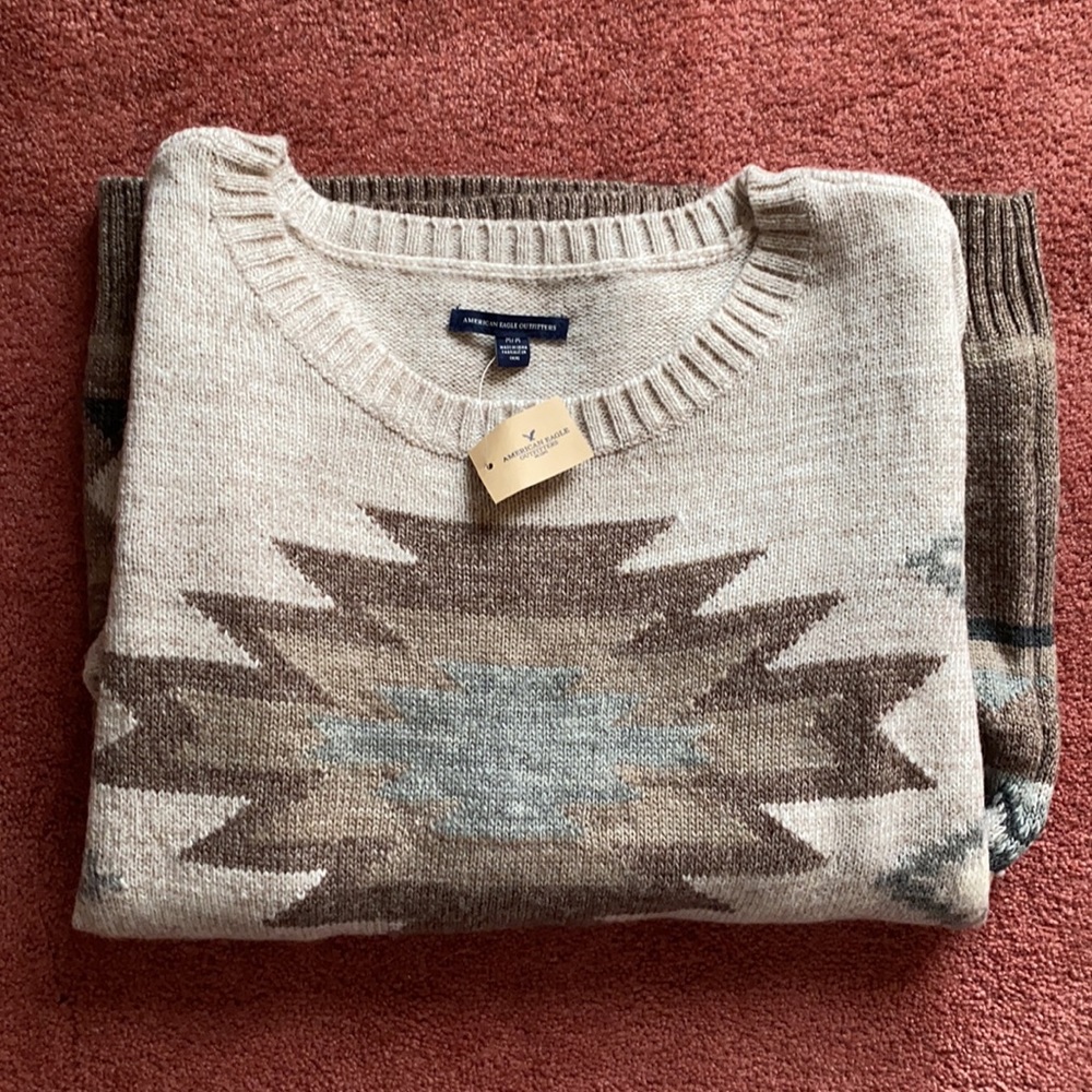 NWT American Eagle Outfitters Aztec Sweater Size M Beige/Tan